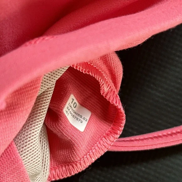 LULULEMON FLOW Y BRA *Nulu in SAKURA PINK SZ 10 NWT